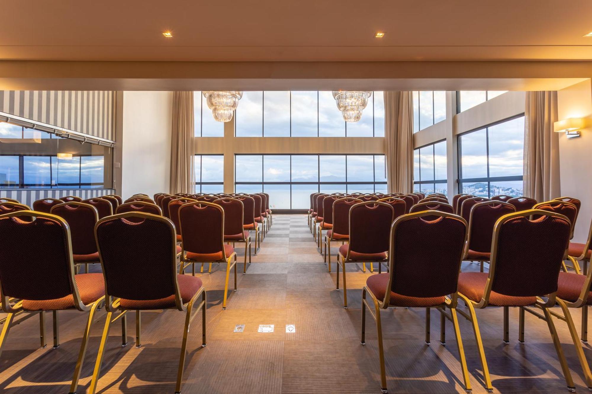 Faial Prime Suítes 4*