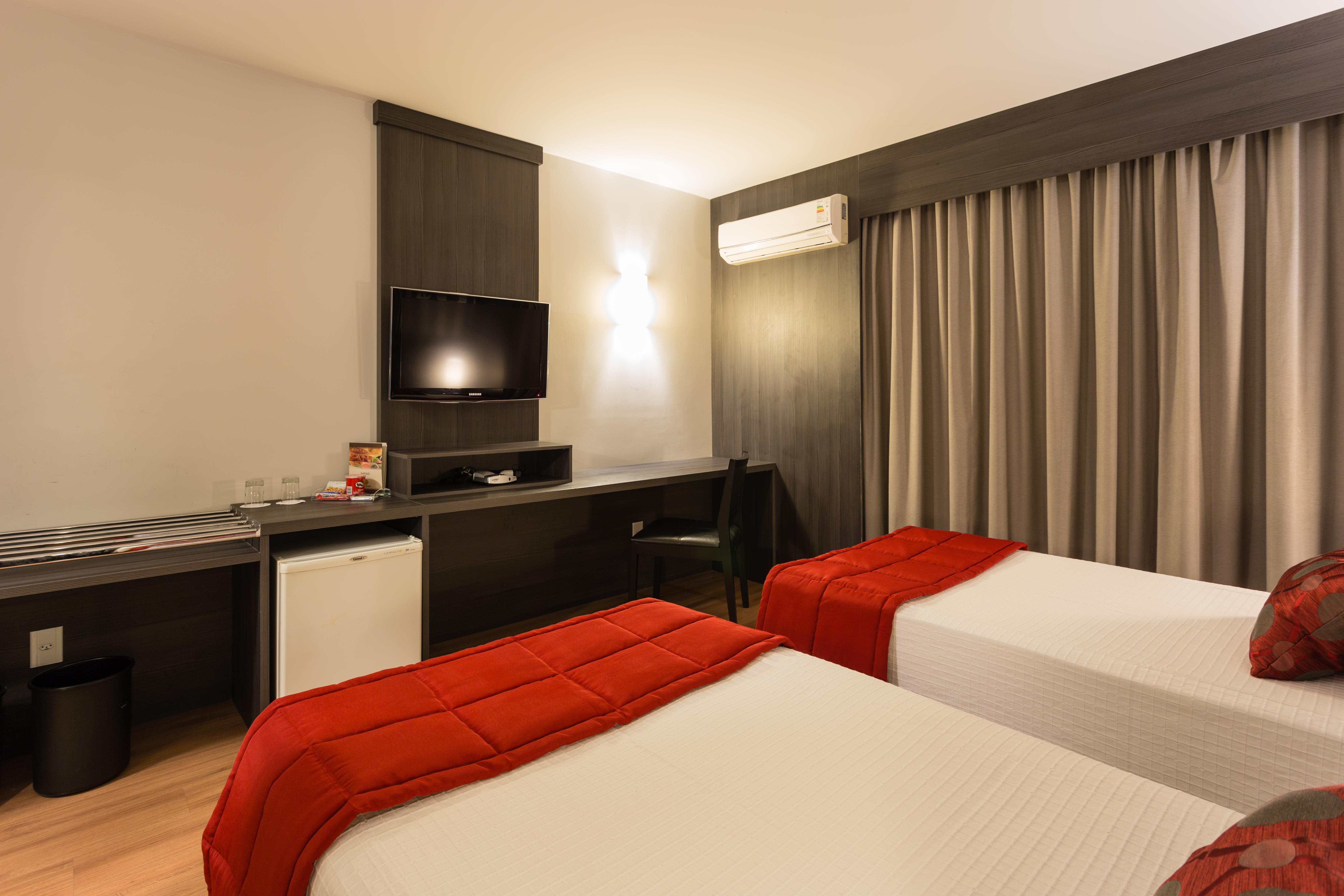 Faial Prime Suítes Hotel