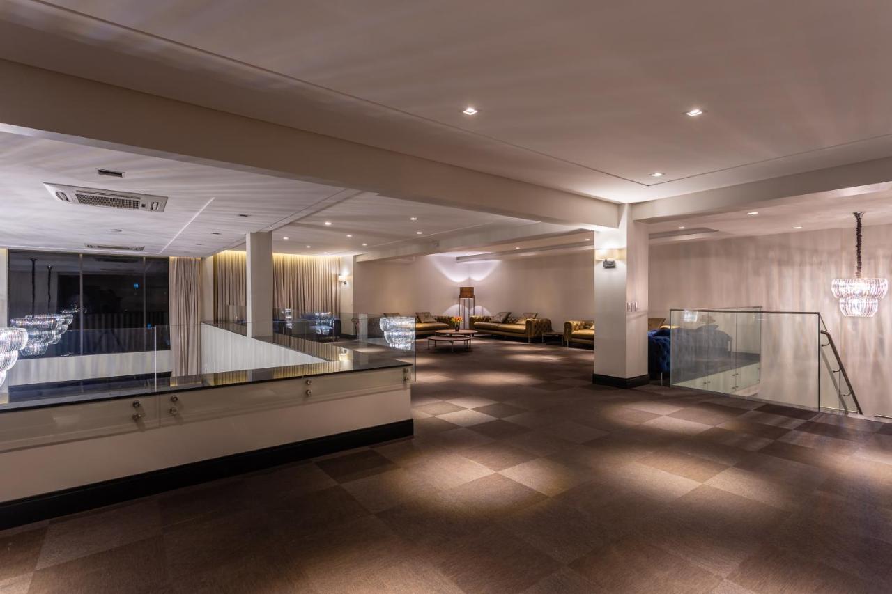 Hotel Faial Prime Suítes 4*